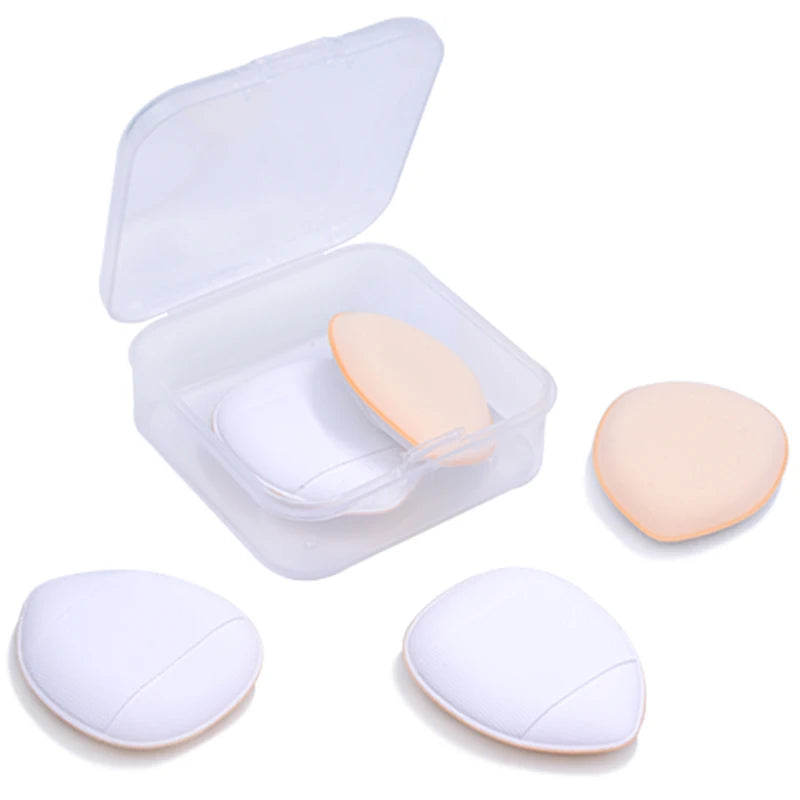 Lightweight makeup applicators for quick touch-ups