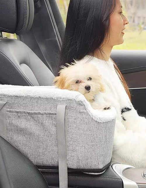 Load image into Gallery viewer, Portable Washable Dog and Cat Car Seat Travel Bag for Armrest Use
